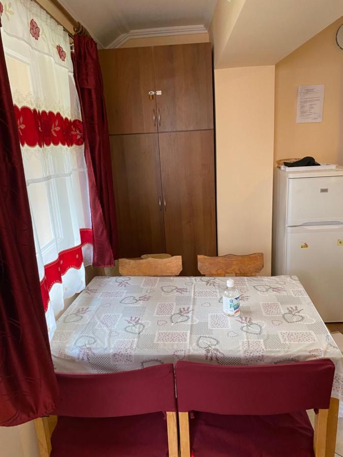 Sweet Home Apartman Hajduszoboszlo Ngoại thất bức ảnh