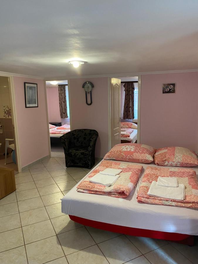 Sweet Home Apartman Hajduszoboszlo Ngoại thất bức ảnh